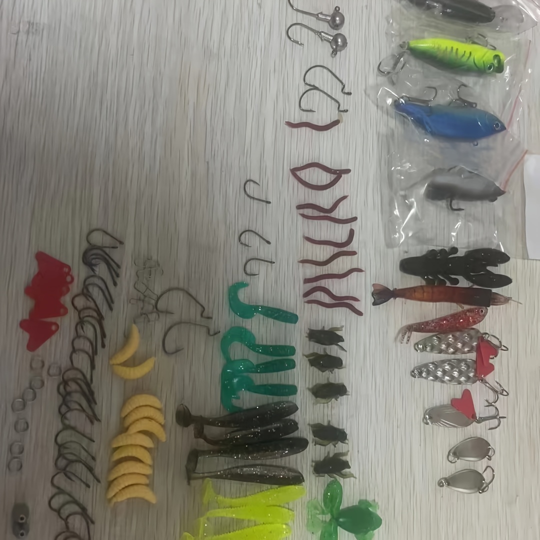Kit di 133 Pezzi di Esche da P - Fishing Hook Box recensione e prezzo